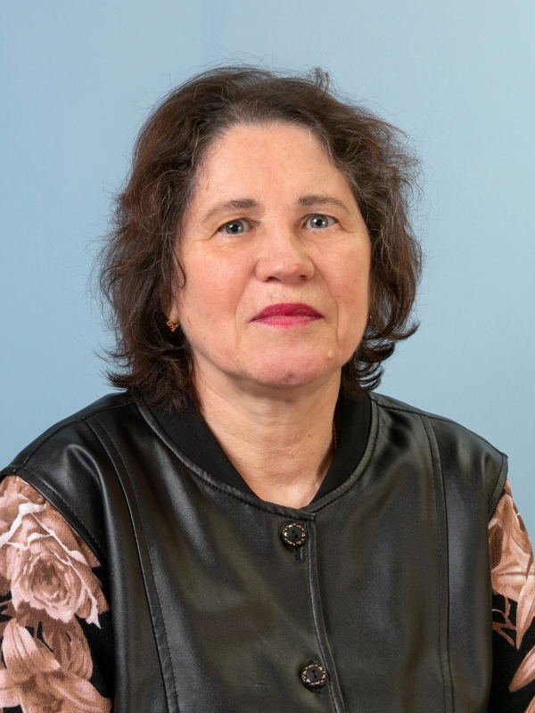 Антипина Валентина Николаевна.